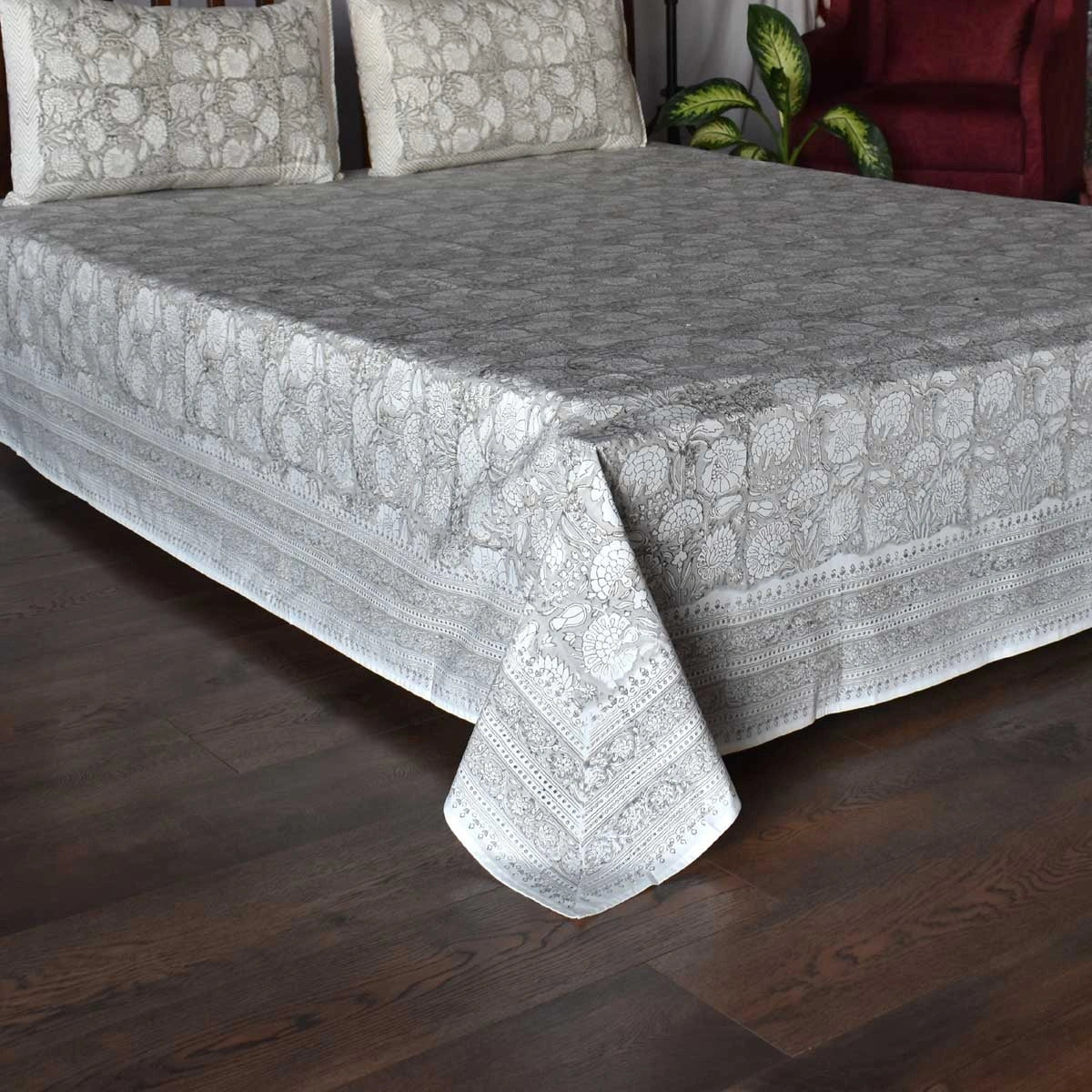 King Size Block Printed Percale Fine Cotton Bedspread with 2 Pillow Cases  | 100946