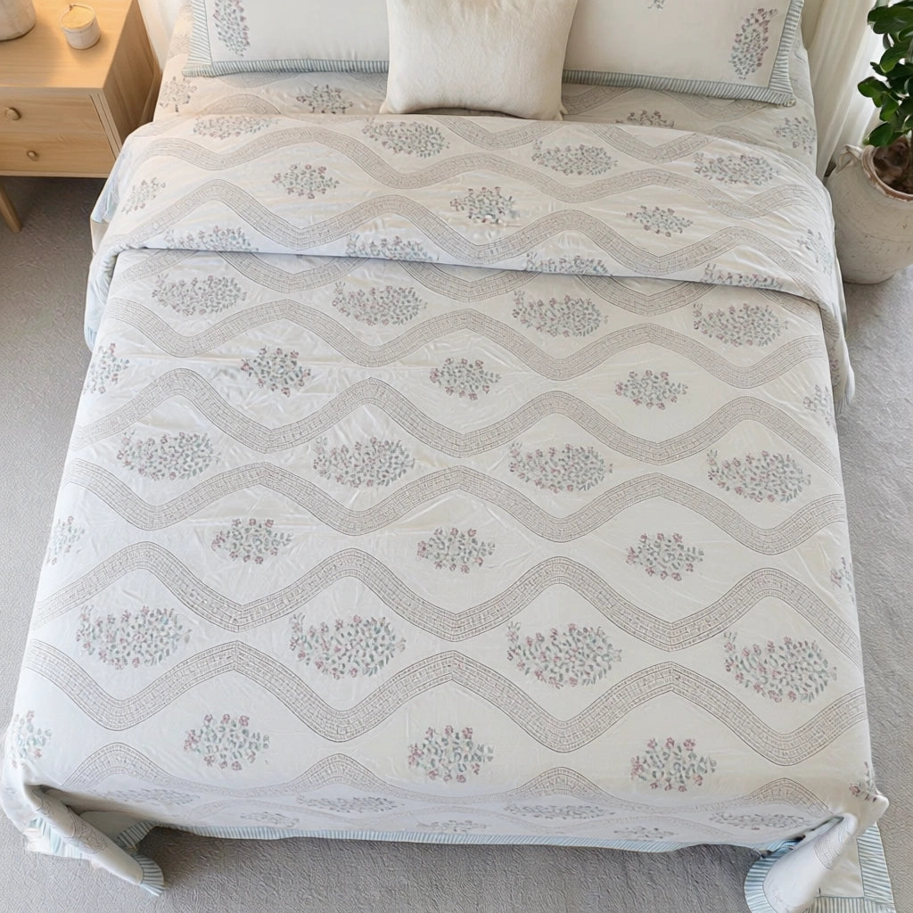 Breathable Cotton Bedspread with 2 Pillow Cases