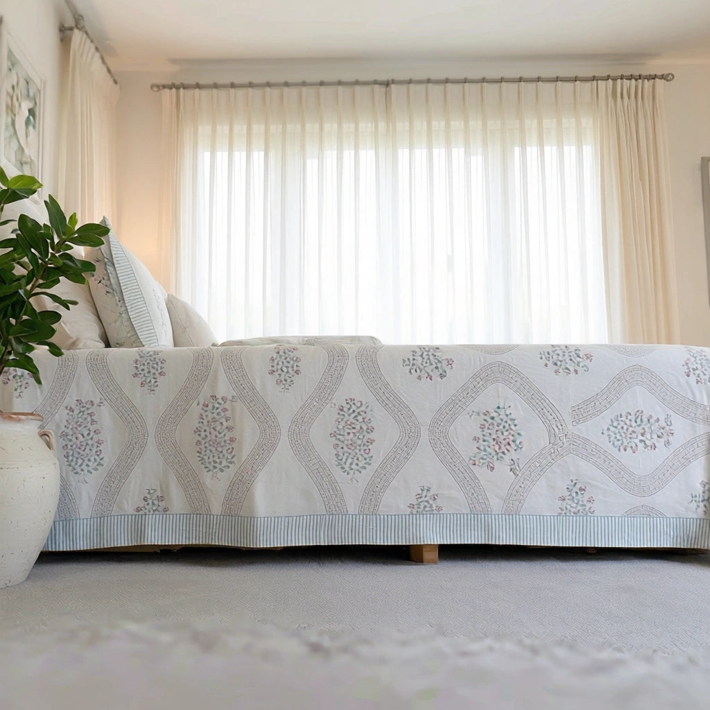 Breathable Cotton Bedspread with 2 Pillow Cases
