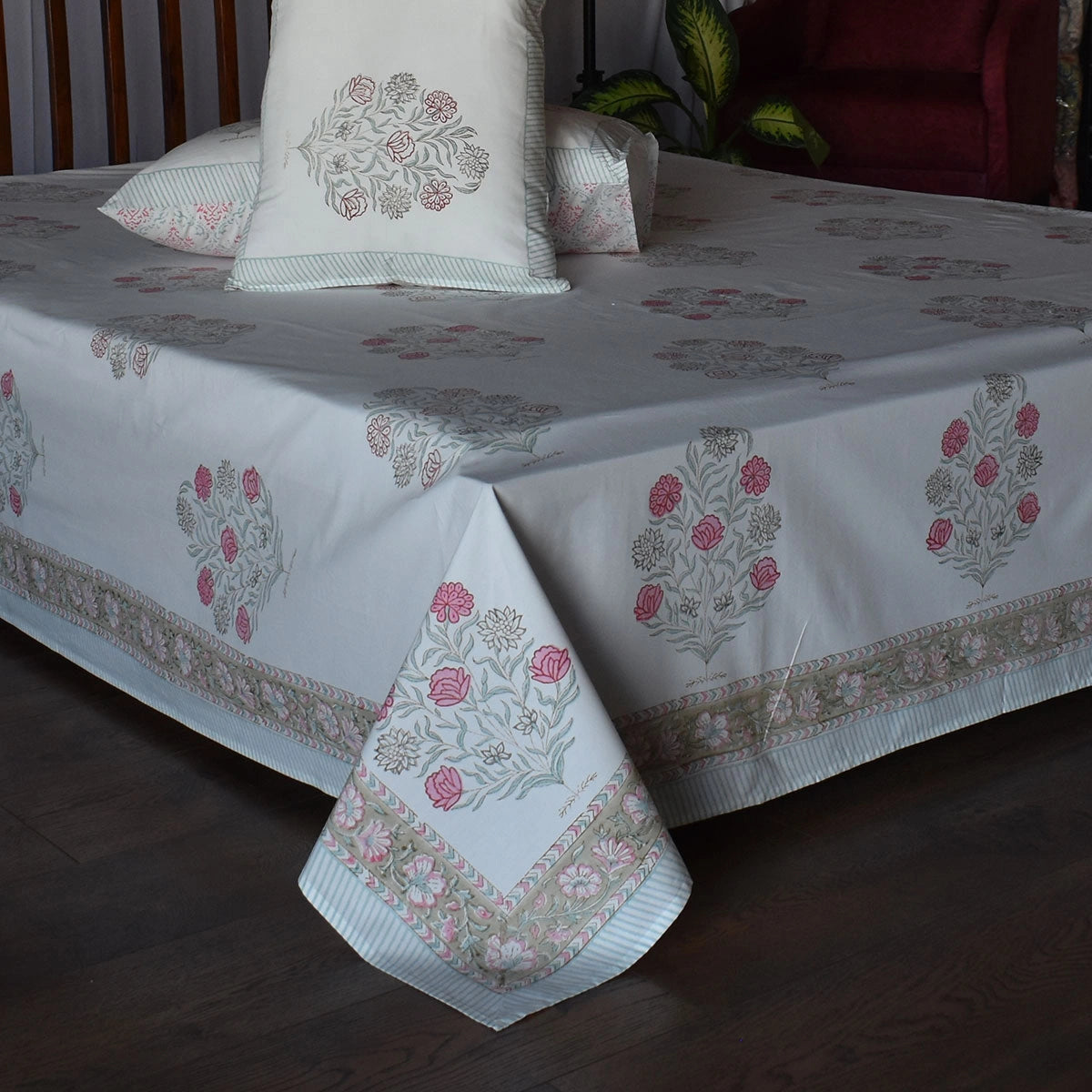 King Size Hand Block Bedding  | 200685