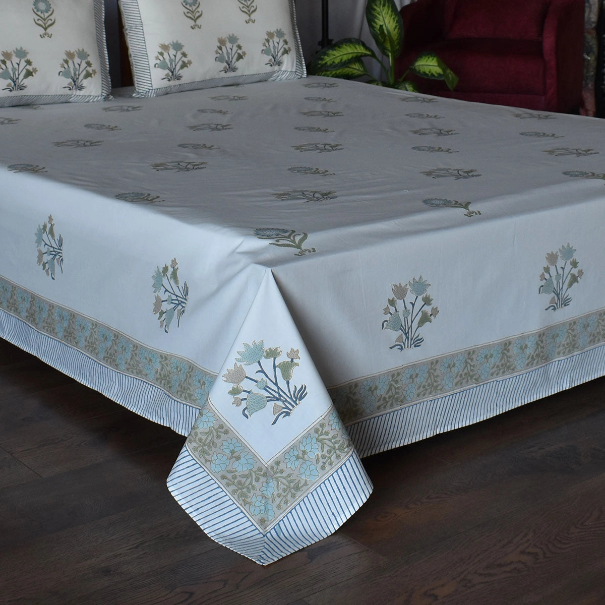 108 X 108 Inch Percale Cotton Bedspread  | 200802