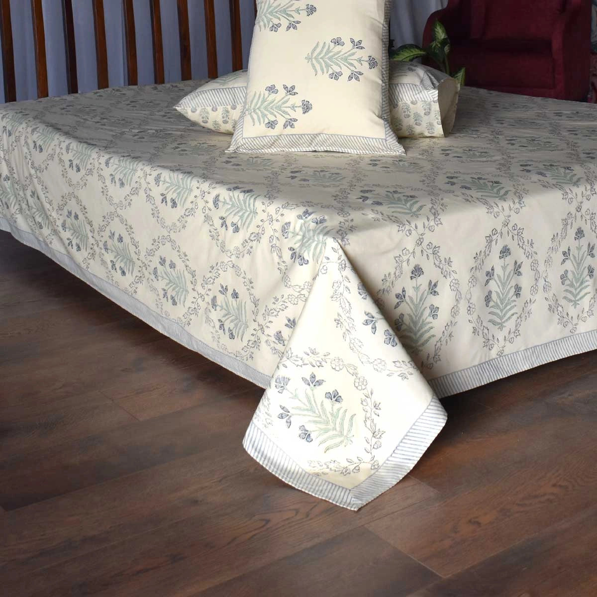 Exquisite Hand Block Print King Bedcover  | 200954
