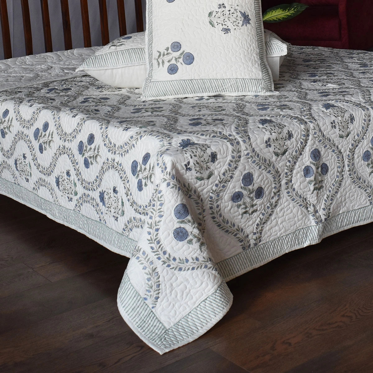 Queen Size Bedspread | 202416