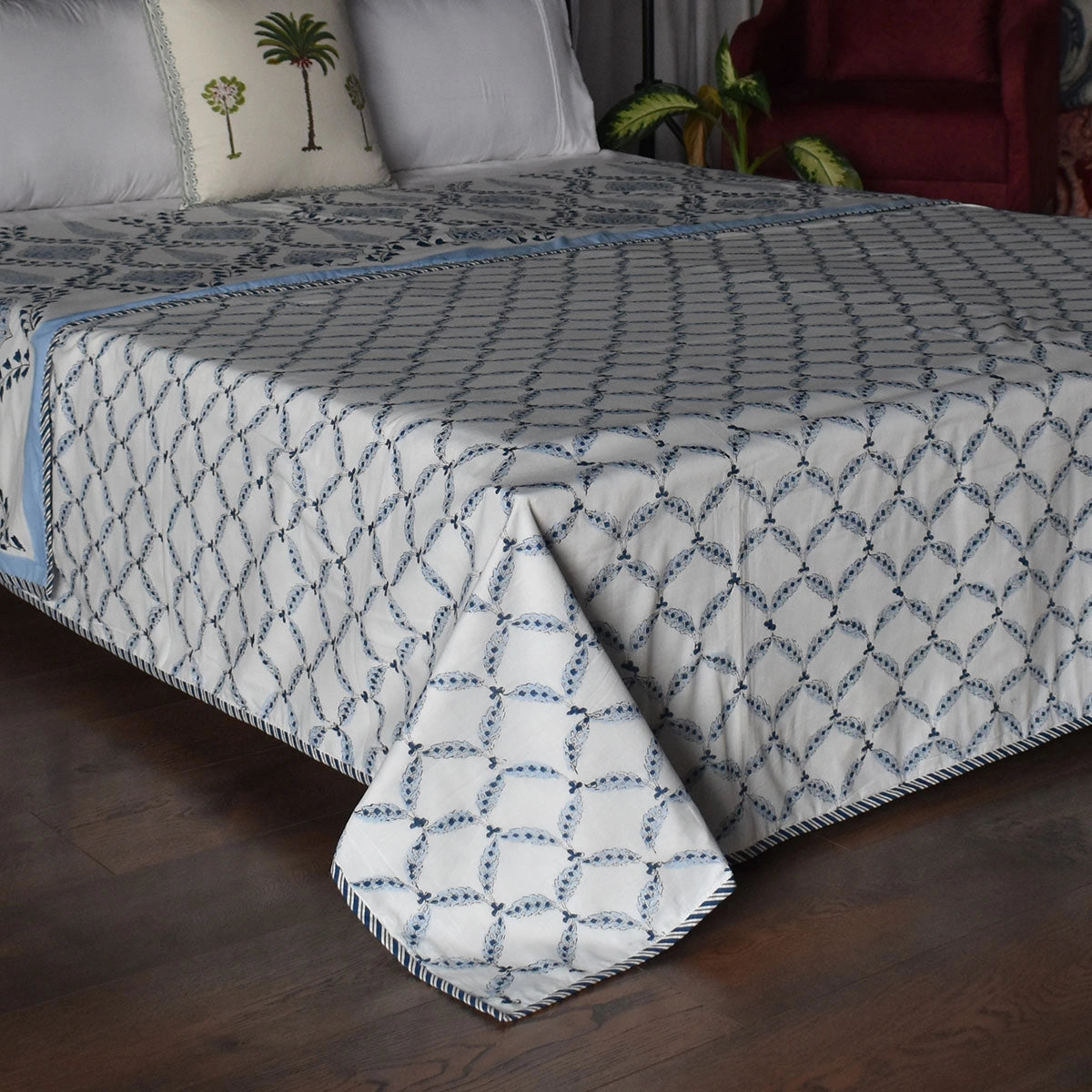 Soft Breathable Summer Quilt | 260607
