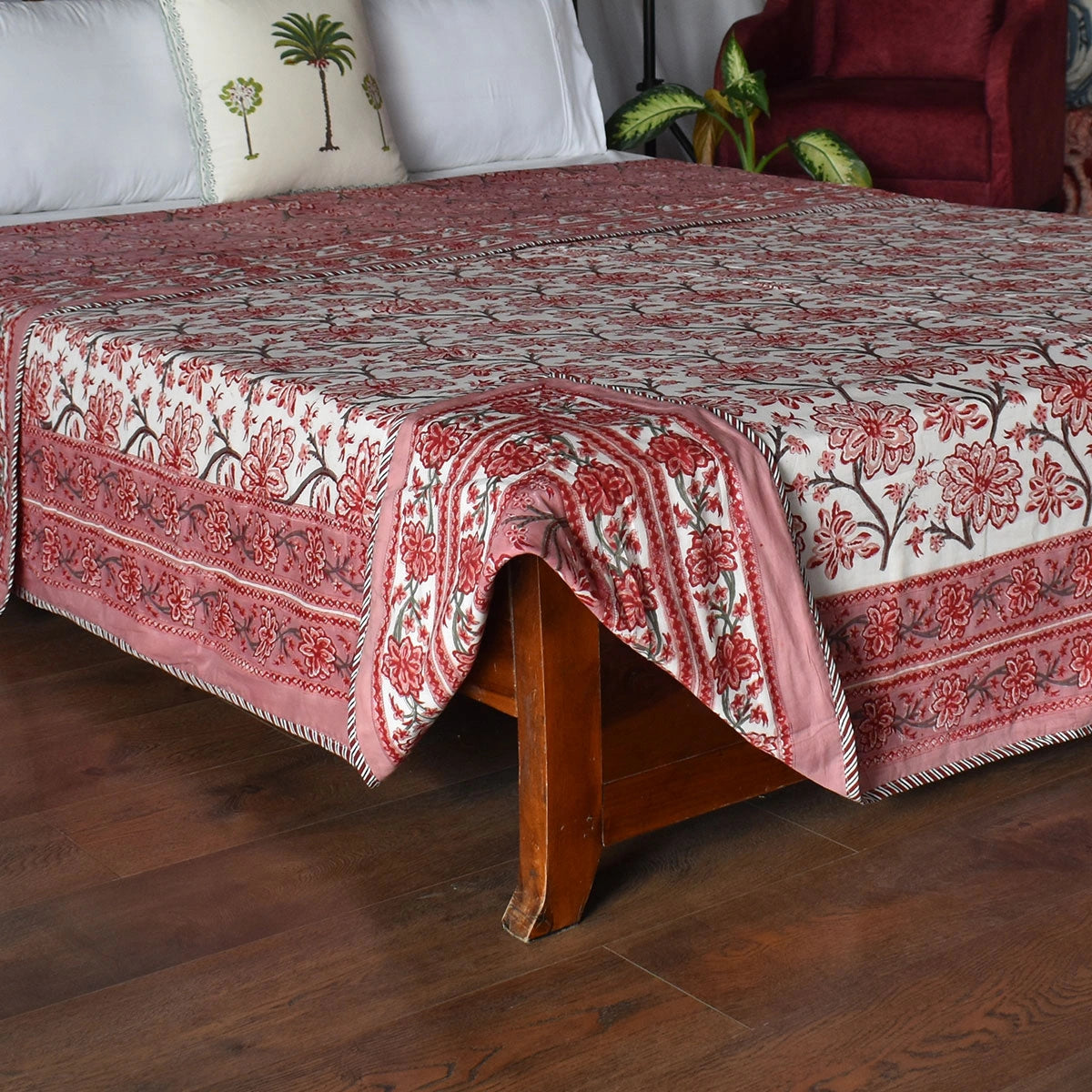 Traditional Ethnic AC Quilt | 260612