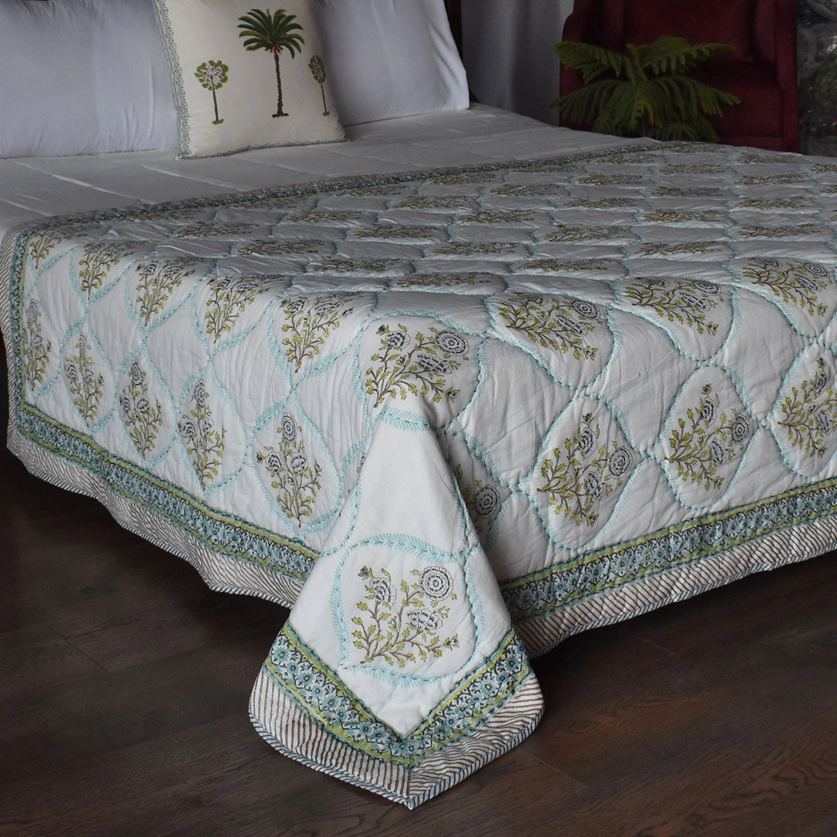 Lightweight summer quilt Size Single