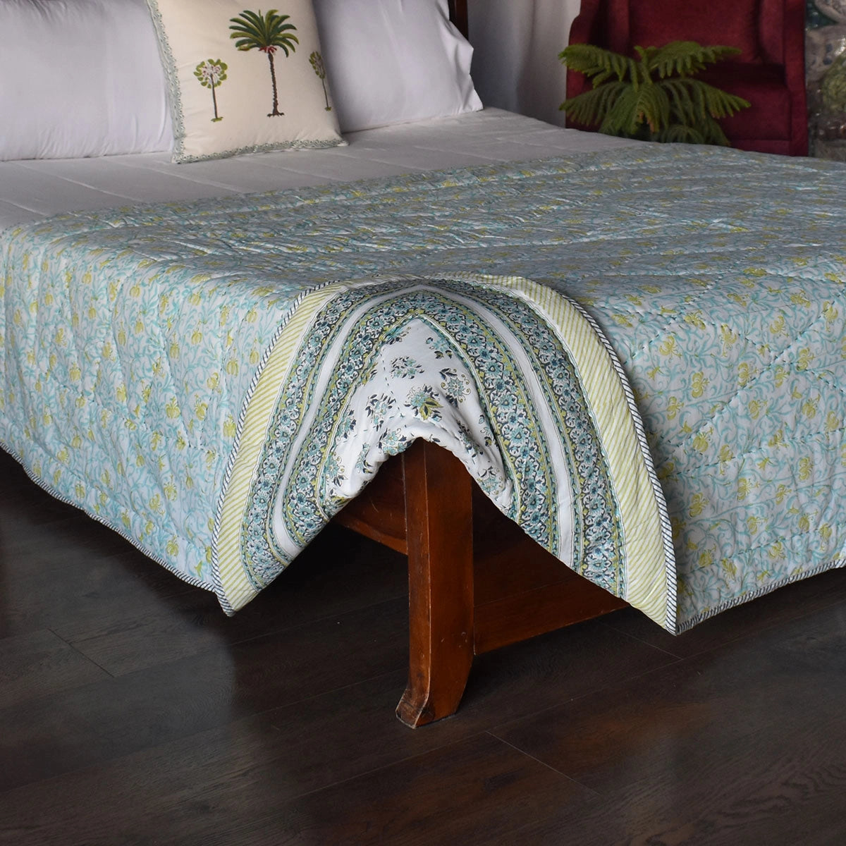Lightweight summer quilt Size Single