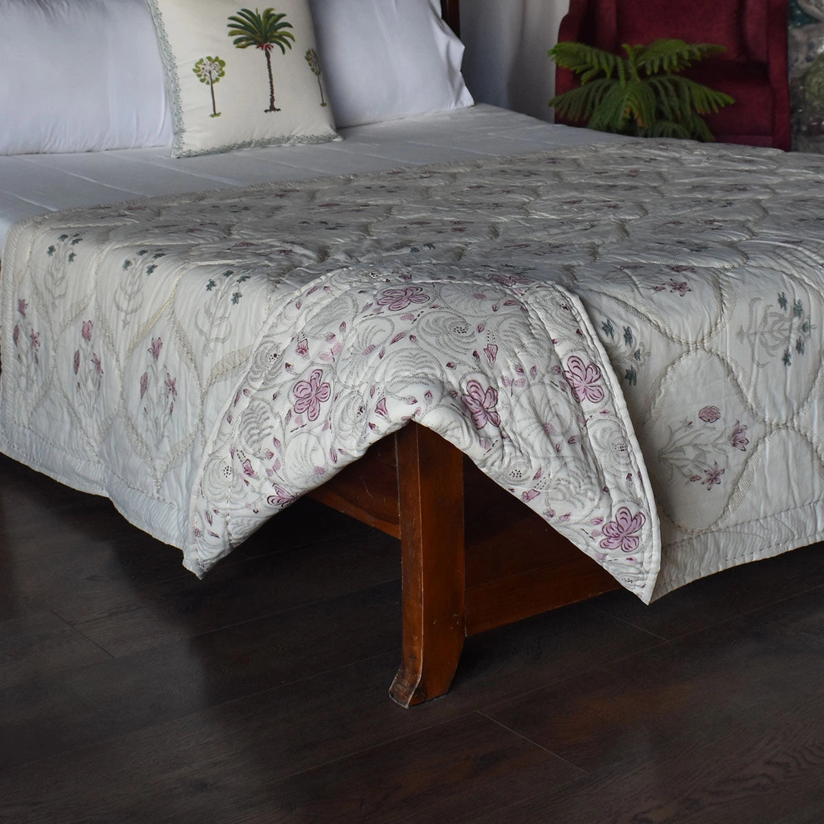 Lightweight summer quilt Size Single