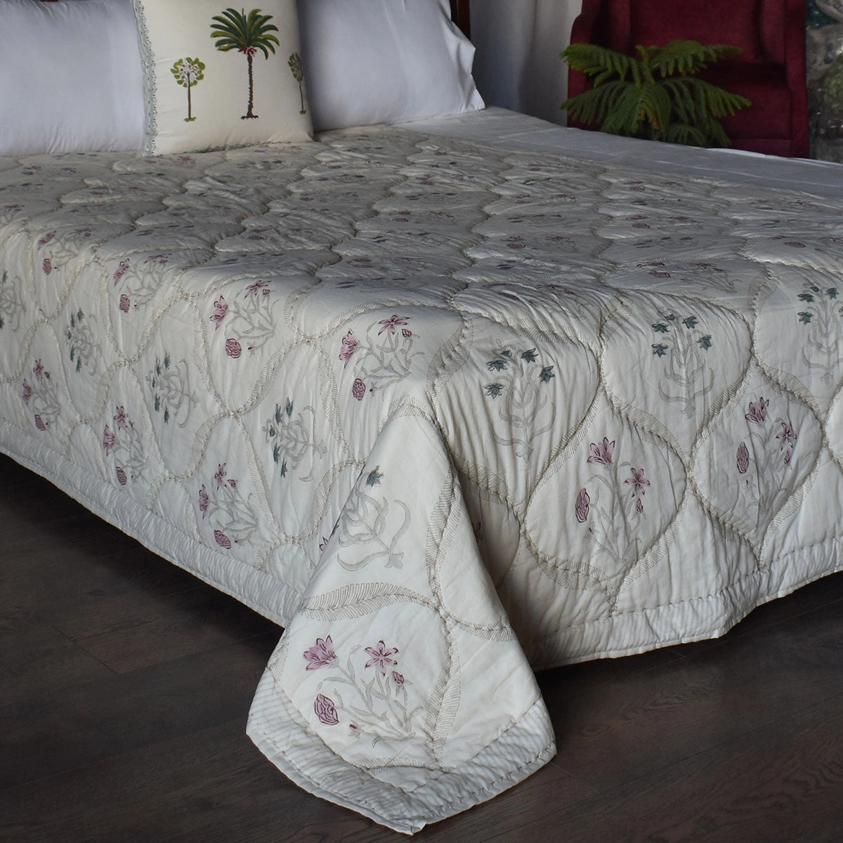 Lightweight summer quilt Size Single