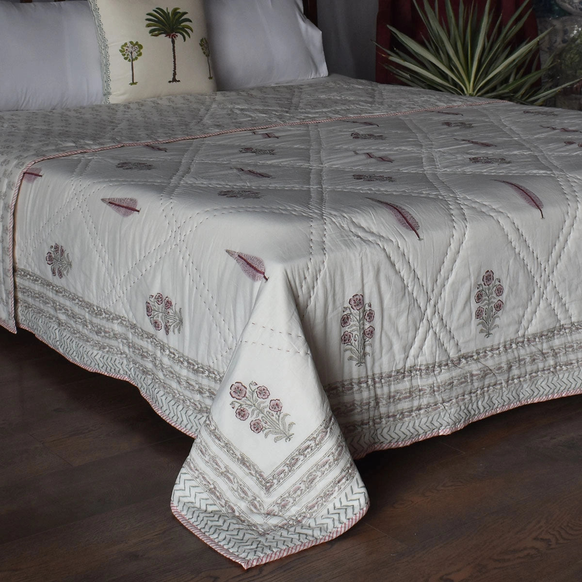 90x108 Inch Oversized Cotton Queen Size Quilt