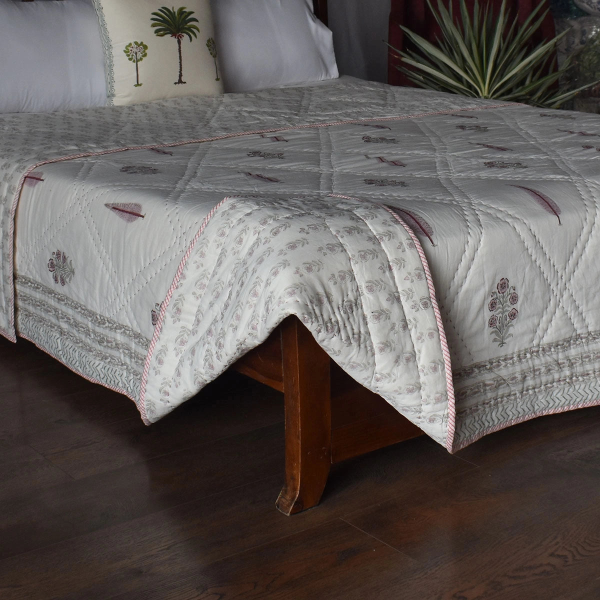 90x108 Inch Oversized Cotton Queen Size Quilt