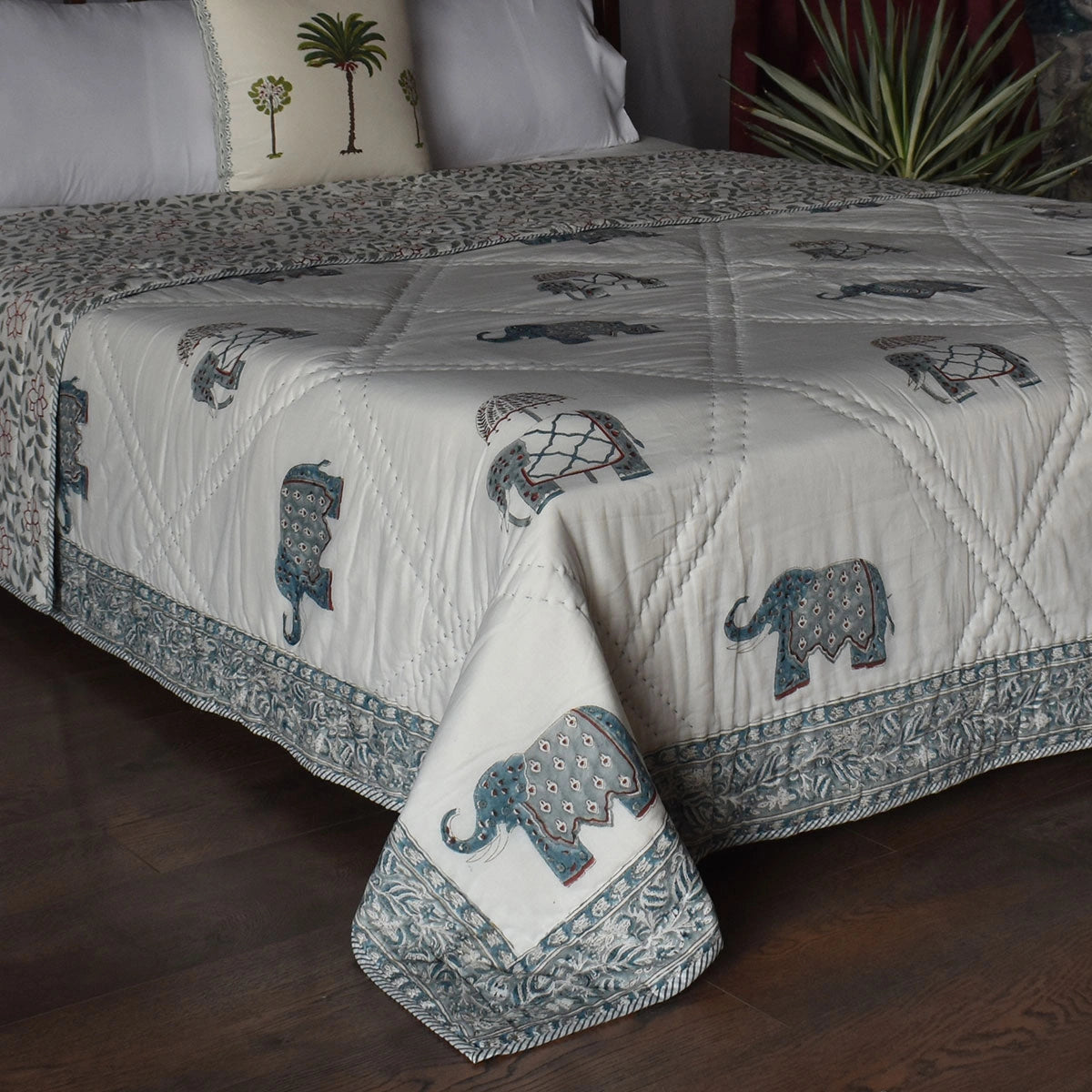 Hand Block Printed Cotton Queen Size Quilt