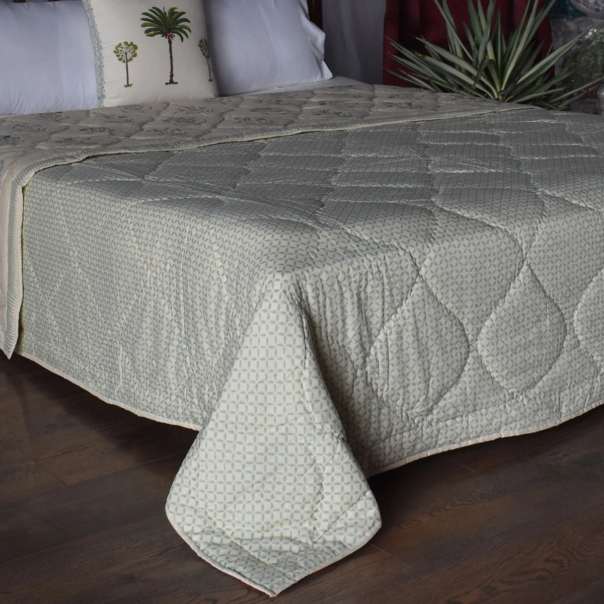 Lightweight Summer Quilt Double