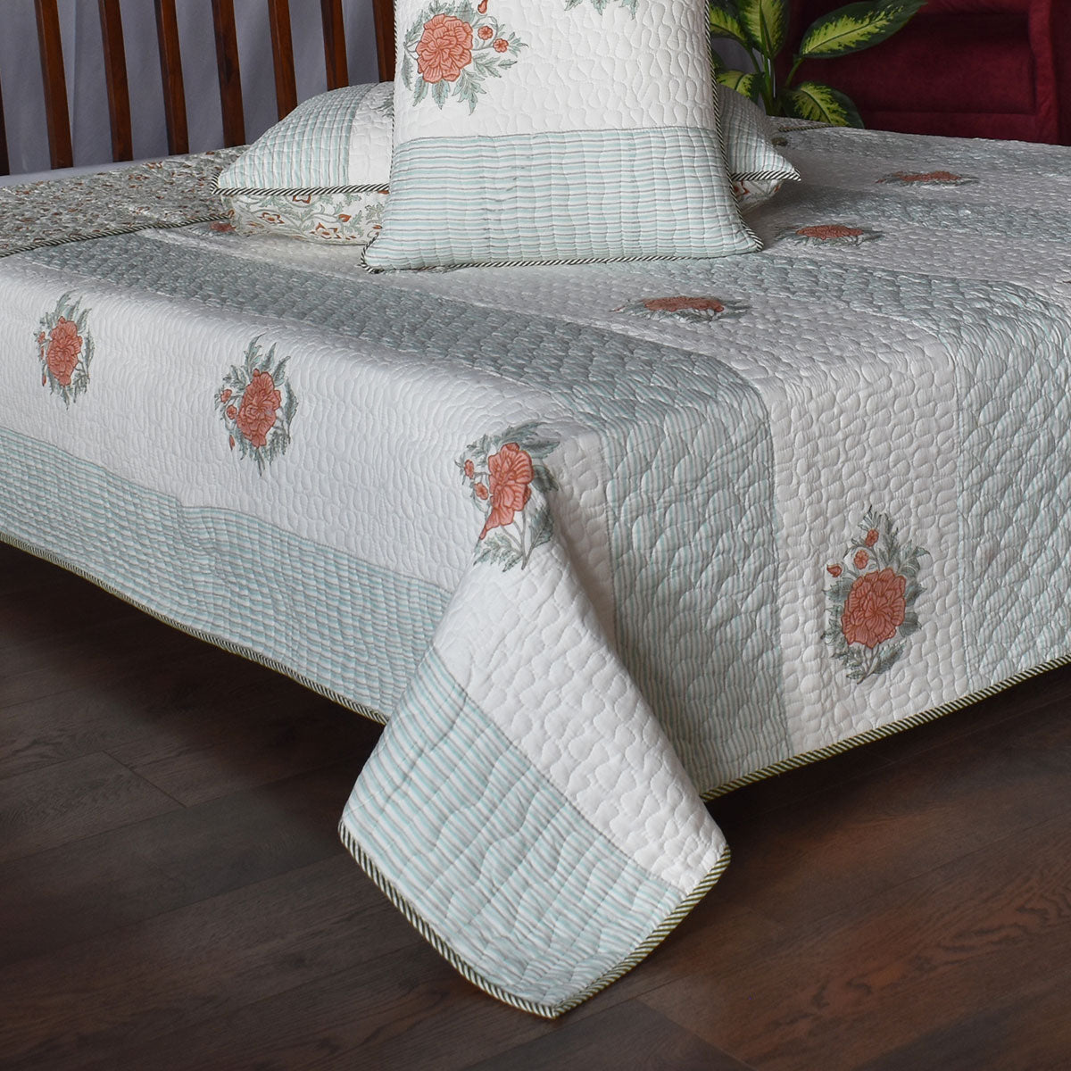 King Size Quilted Bedspread 2630133