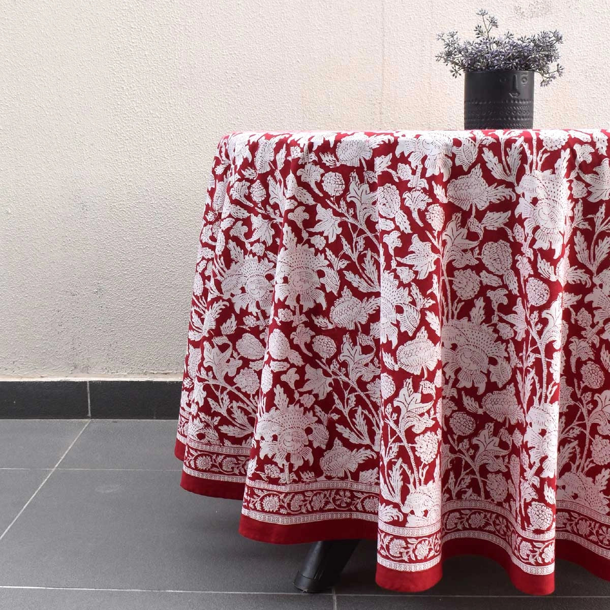 Round Cotton Tablecloth Amarnath Rococco Red