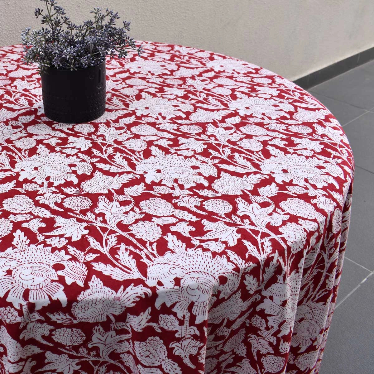 Round Cotton Tablecloth Amarnath Rococco Red