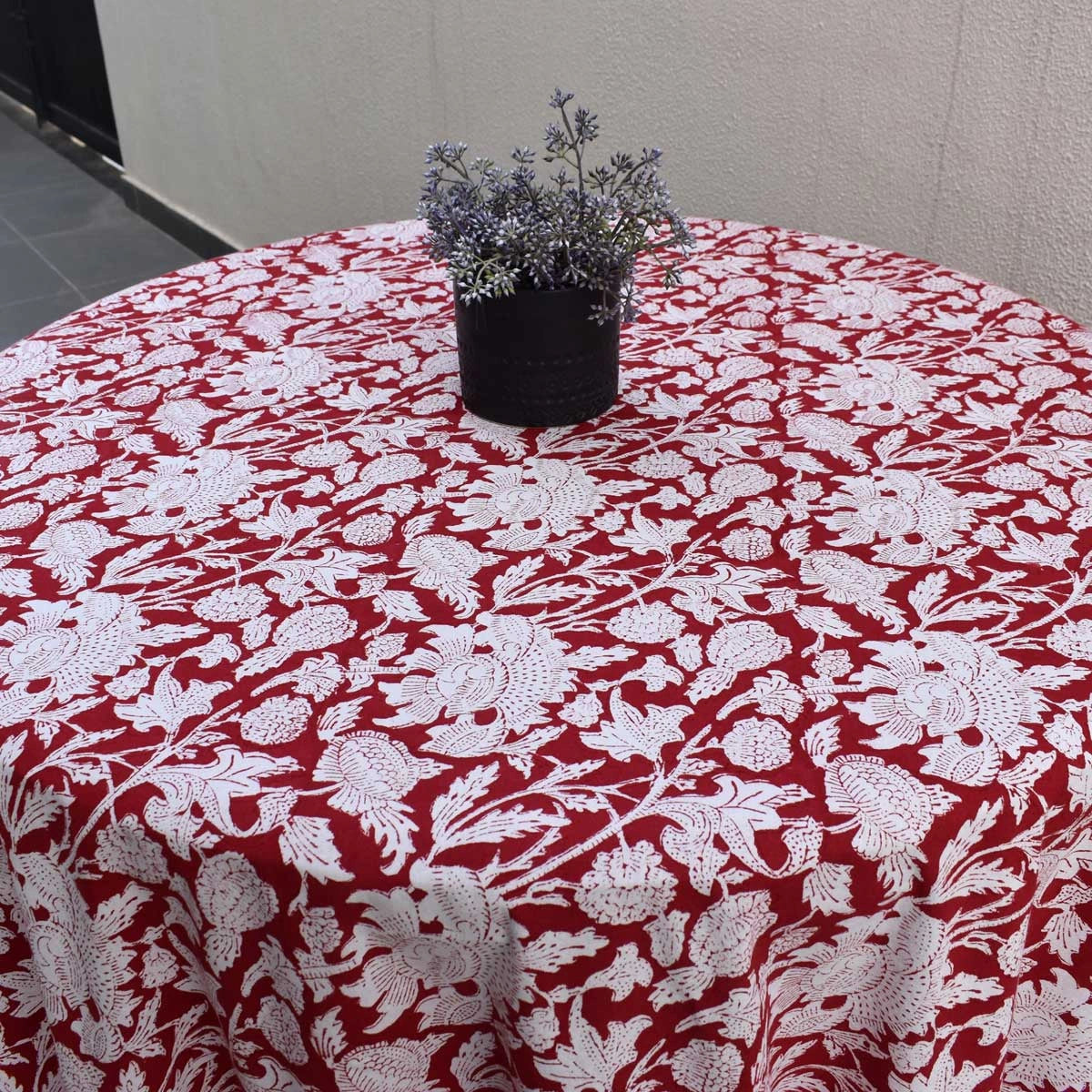 Round Cotton Tablecloth Amarnath Rococco Red