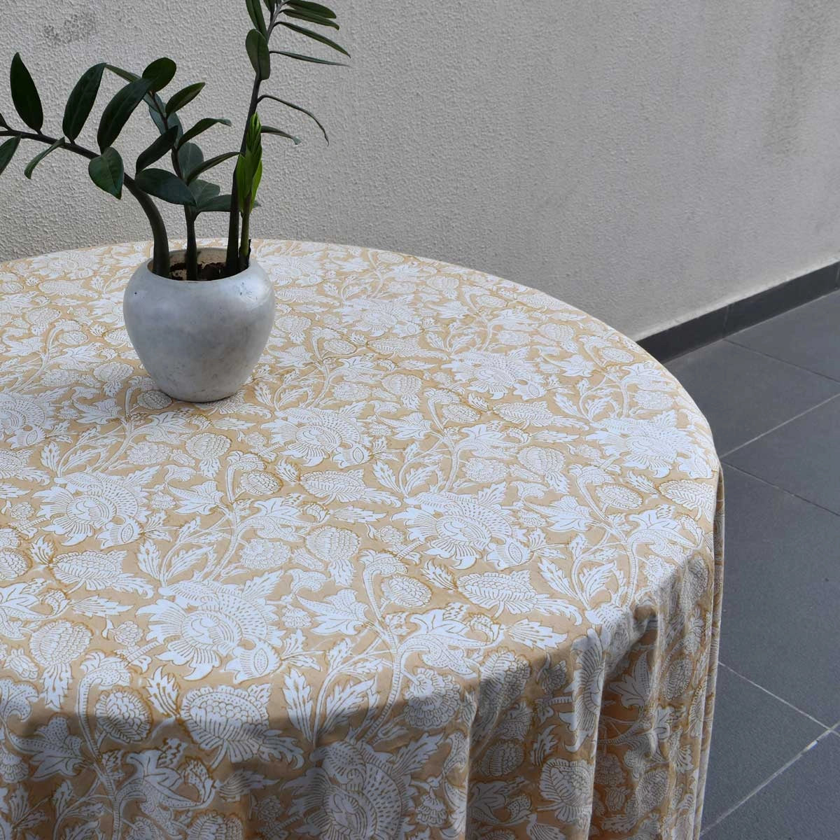 Round 150 cms Cotton French Design Table Cover Amarnath Beige Gud 207851