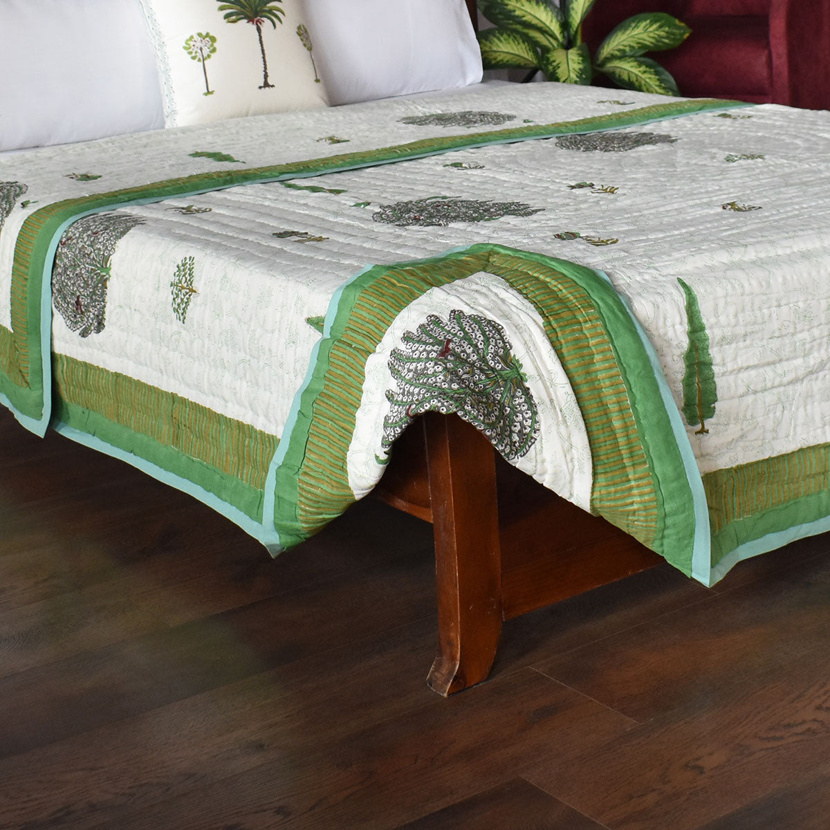 100% Cotton King Quilt | Arabian Bird Green 205320