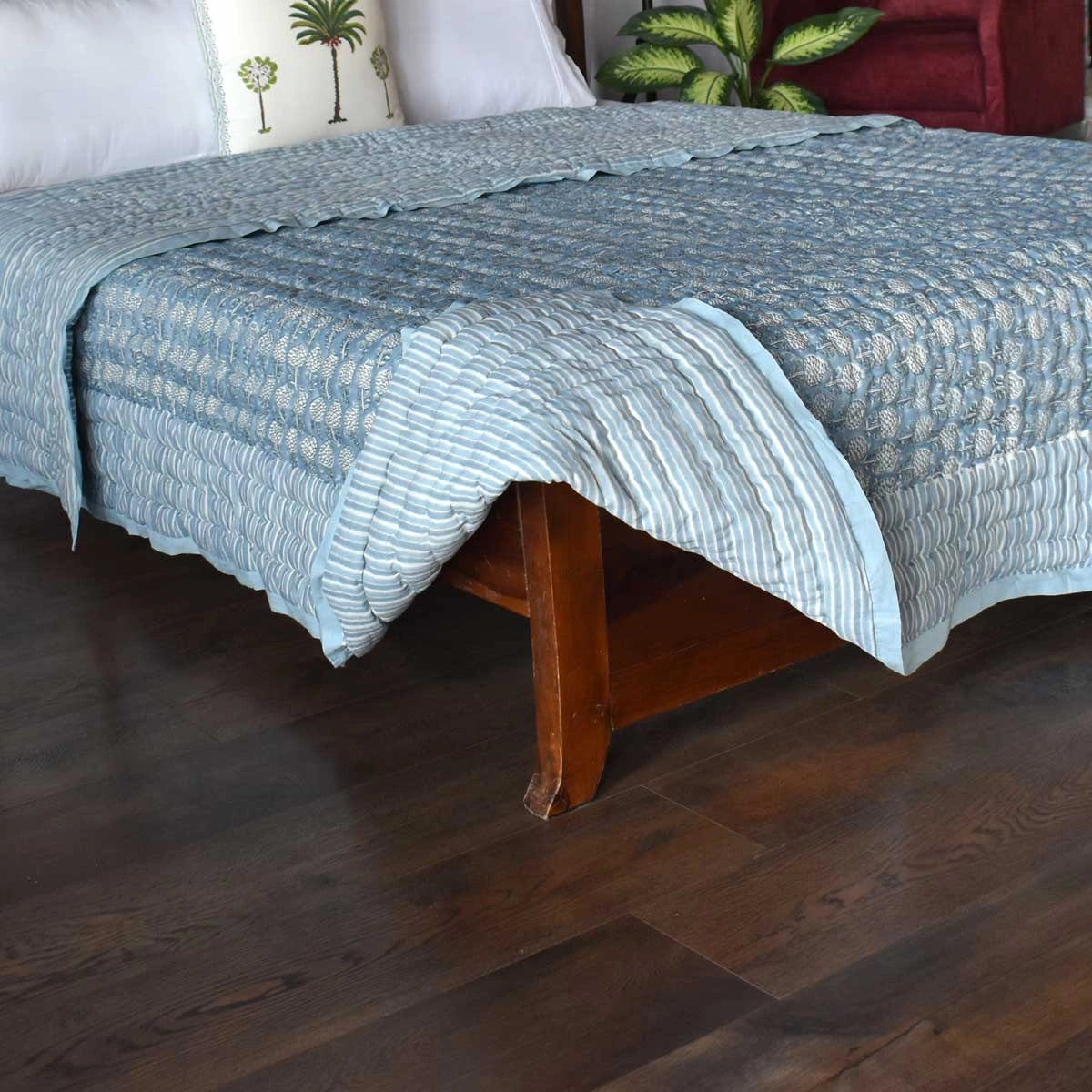 Hand Block Printed Cotton Queen Size Quilt |  Artichoke Pearl Blue 251210