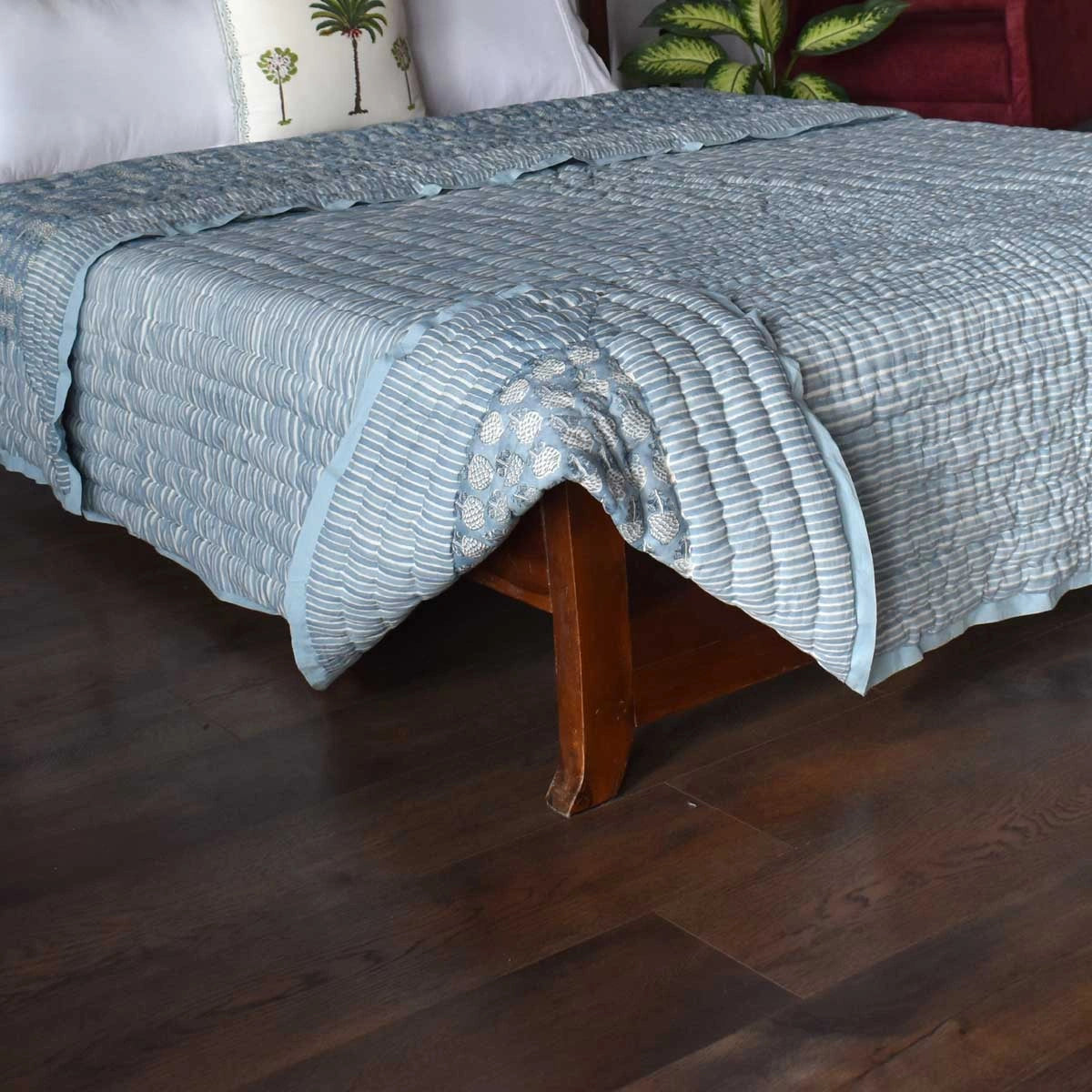 Hand Block Printed Cotton Queen Size Quilt |  Artichoke Pearl Blue 251210