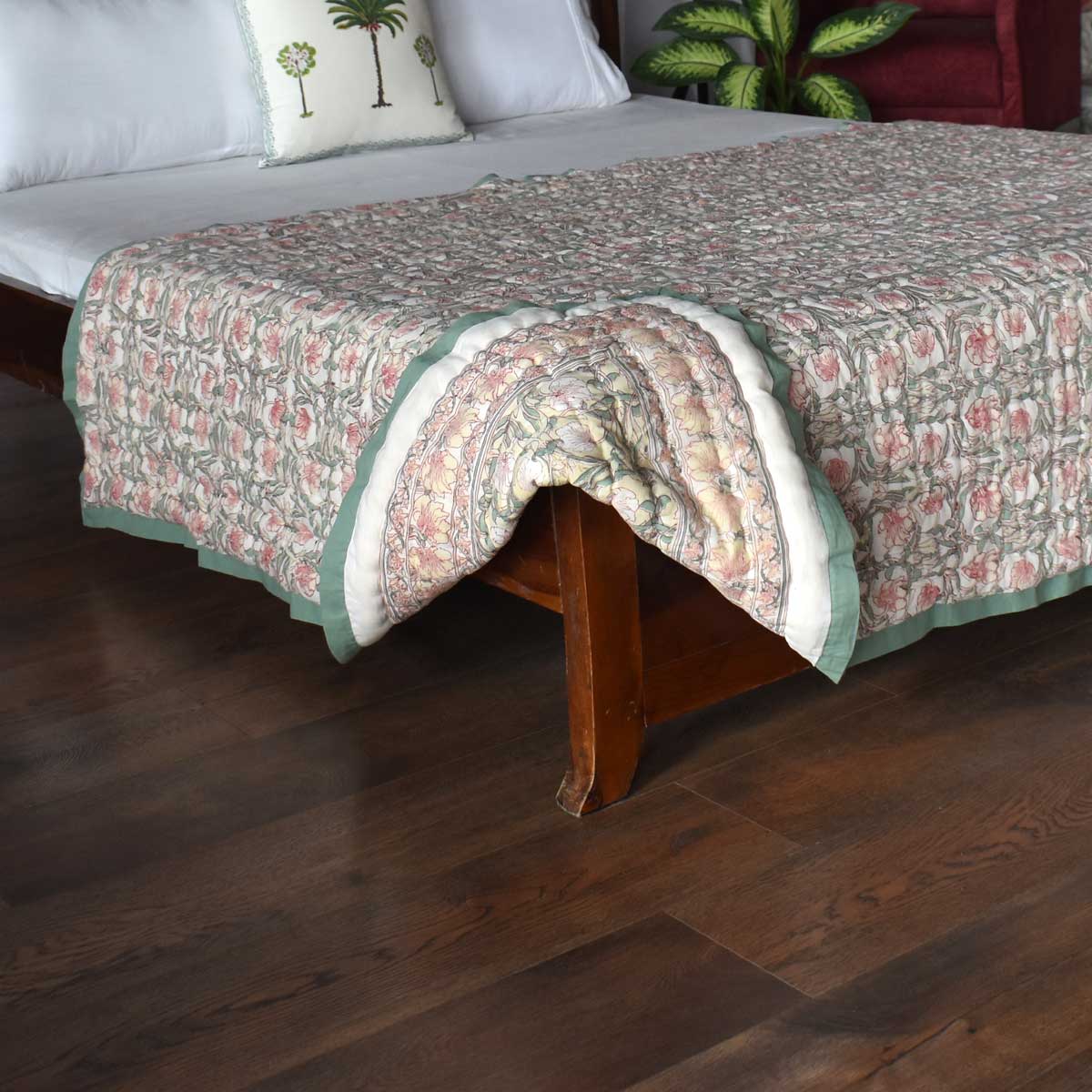 Single size hand block printed cotton quilt | Bauhaus Beige Gud 505032