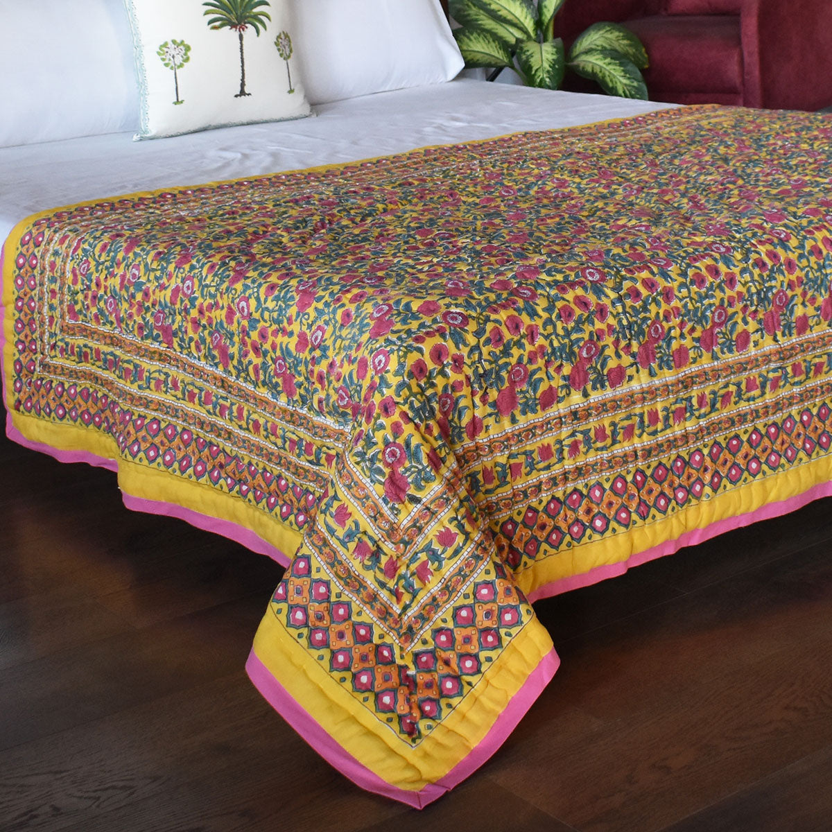 Soft Cotton Quilt For Hot Sleepers Single Size Quilt | Bhare Pile Phool 102376