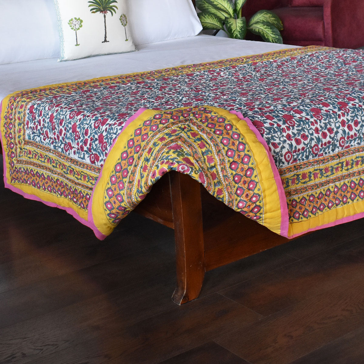 Soft Cotton Quilt For Hot Sleepers Single Size Quilt | Bhare Pile Phool 102376