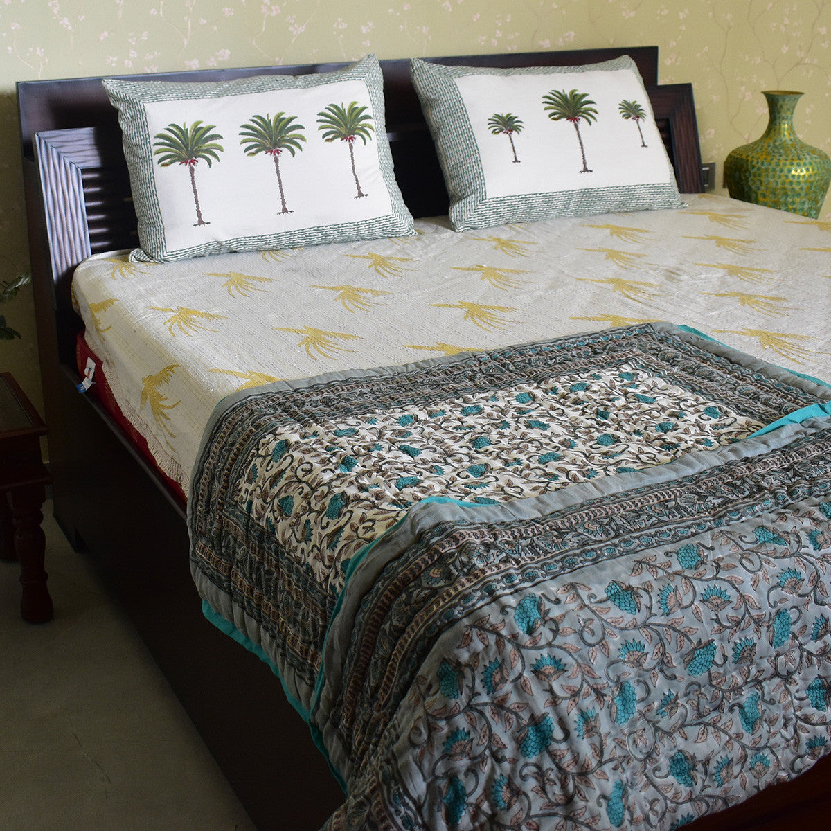Natural Dye Baby Bedding | Blue Flower Gud 801419
