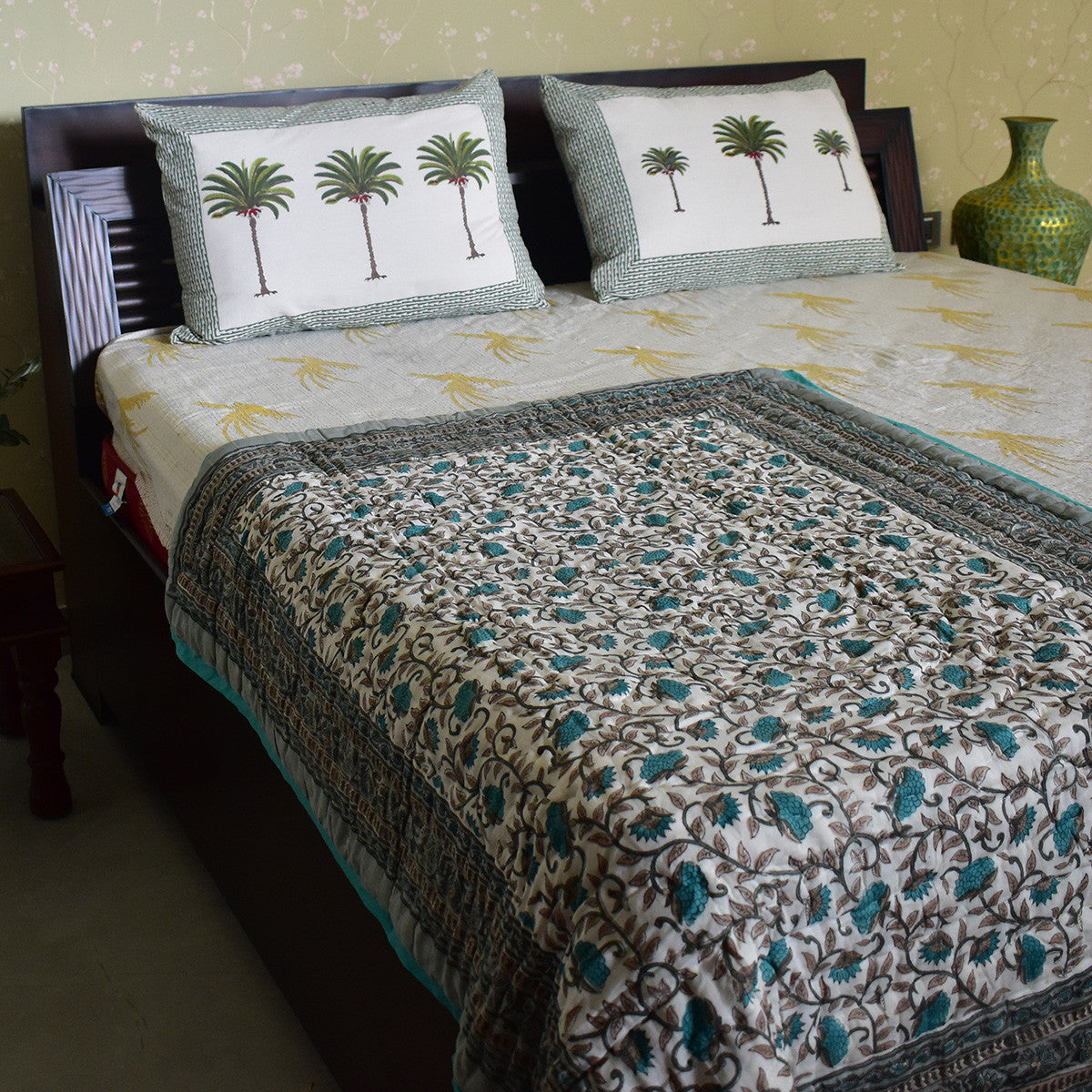 Natural Dye Baby Bedding | Blue Flower Gud 801419