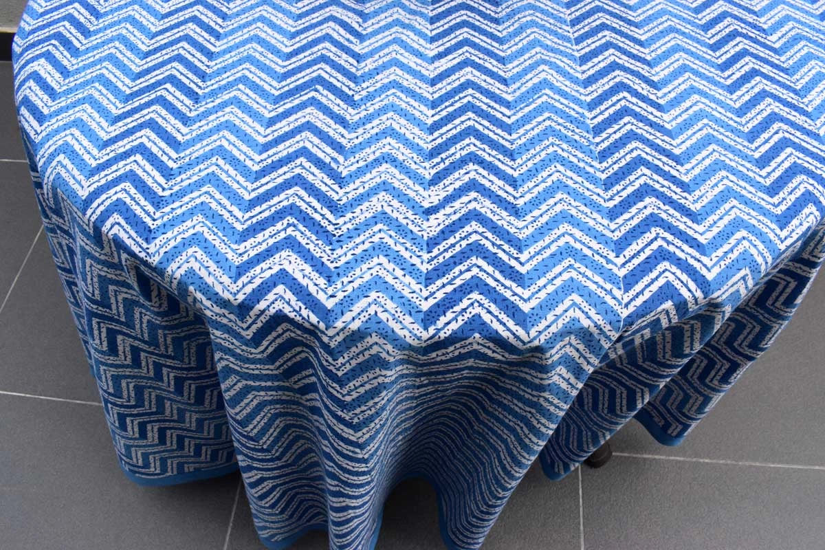 Outdoor Round Table Cover Chevron Blue