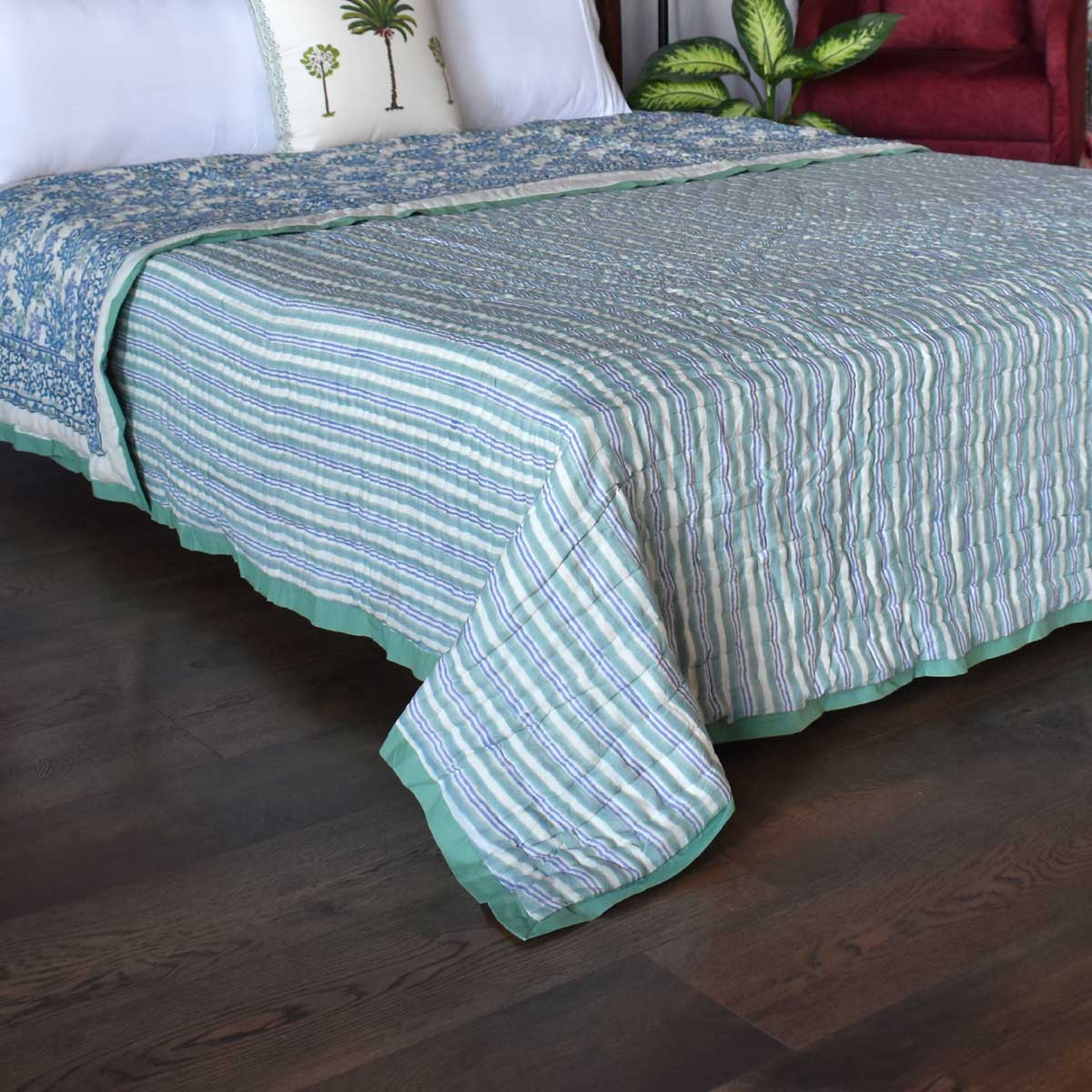•	Reversible Cotton Quilt King Size | Coral Multi Blue 502087