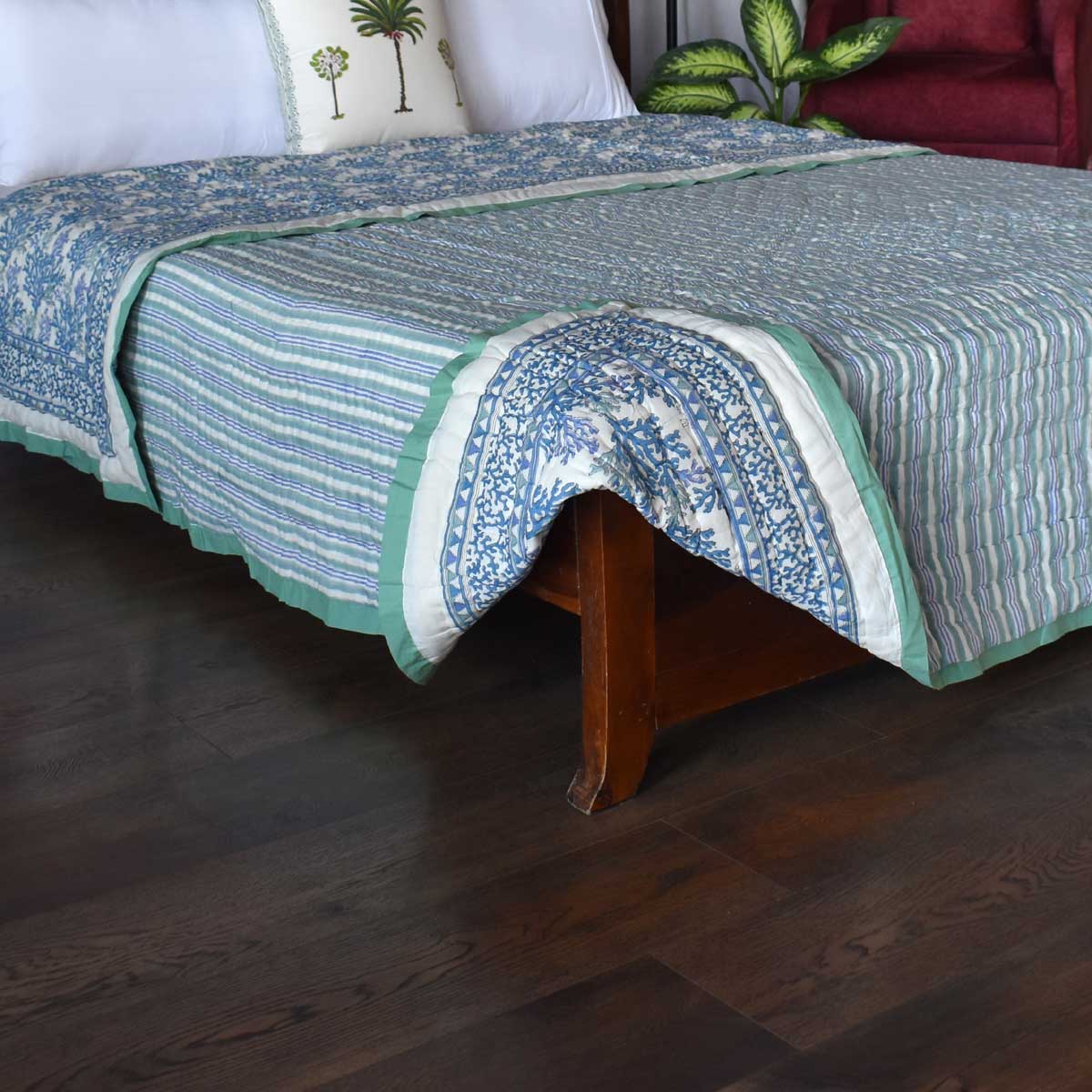 •	Reversible Cotton Quilt King Size | Coral Multi Blue 502087