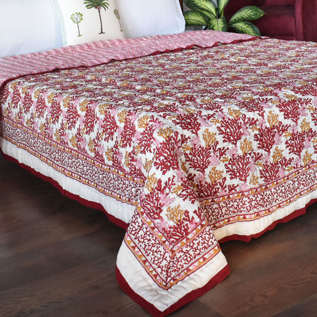 Lightweight Summer Quilt Double | Coral Multi Red 701927