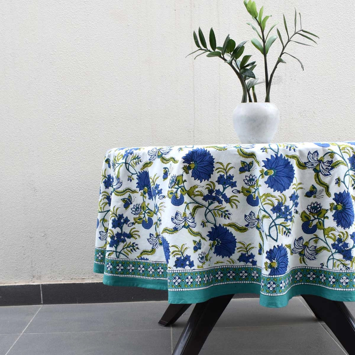 Banquet Round Tablecloth Flower Blossom Sea Green Open