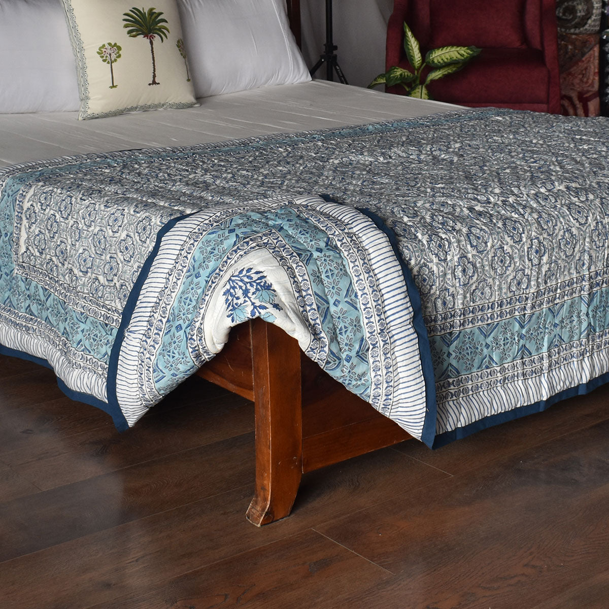 Jaipuri Razai Single Bed | Geo Cross Blue 906779