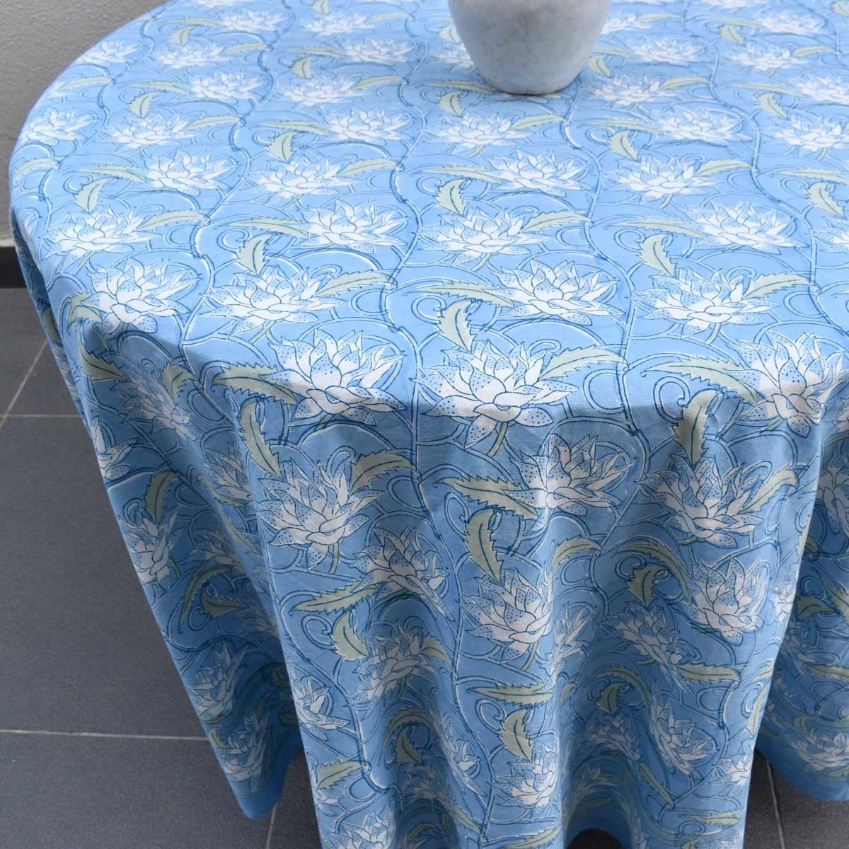Grand Gathering Round Tablecloth Japan Lotus Blue Gud