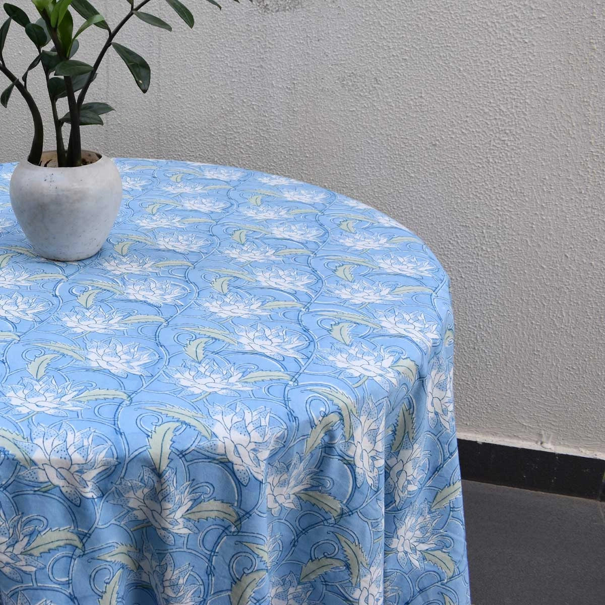 Grand Gathering Round Tablecloth Japan Lotus Blue Gud