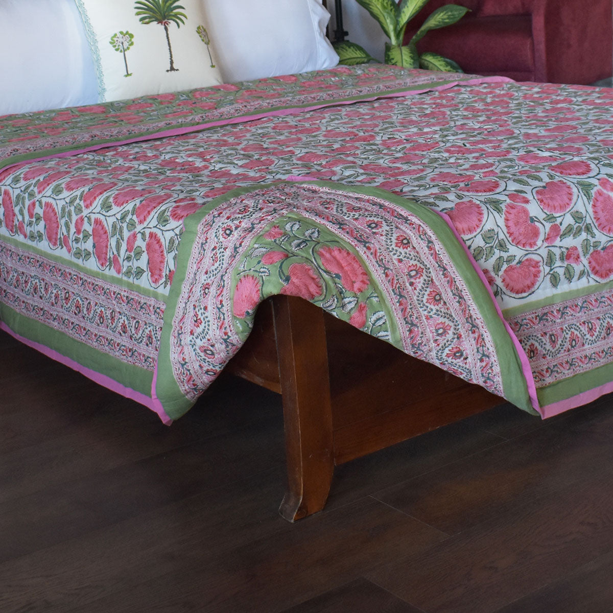 Queen Size Soft Cotton Quilt Handmade | Kamal Gulabi 00568