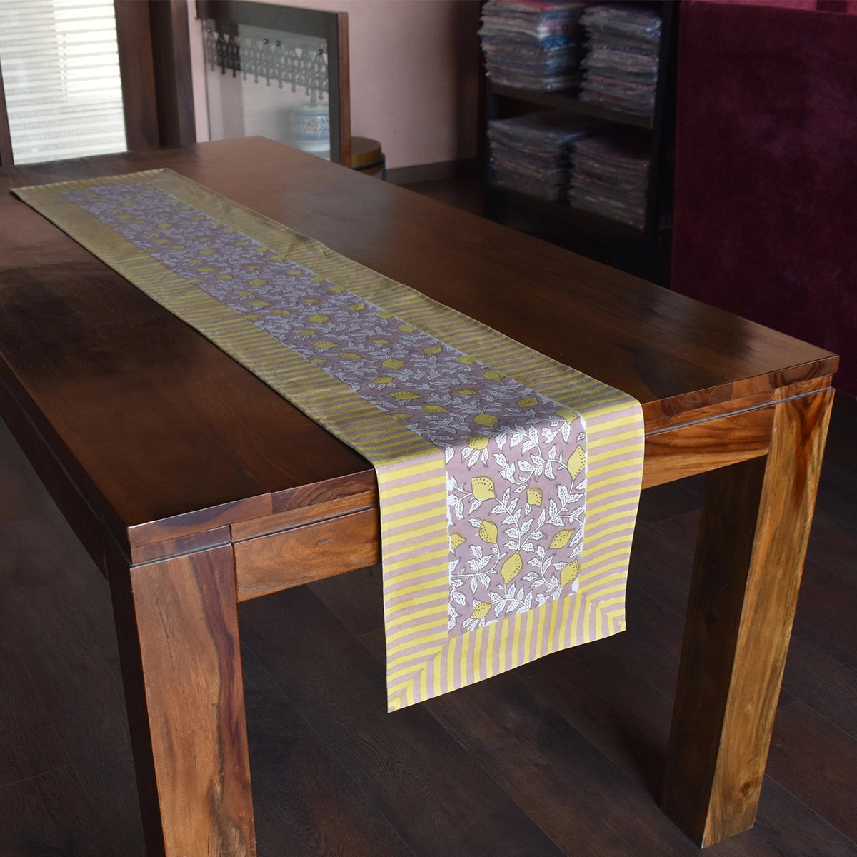Bistro Table Runner Lemon Earth