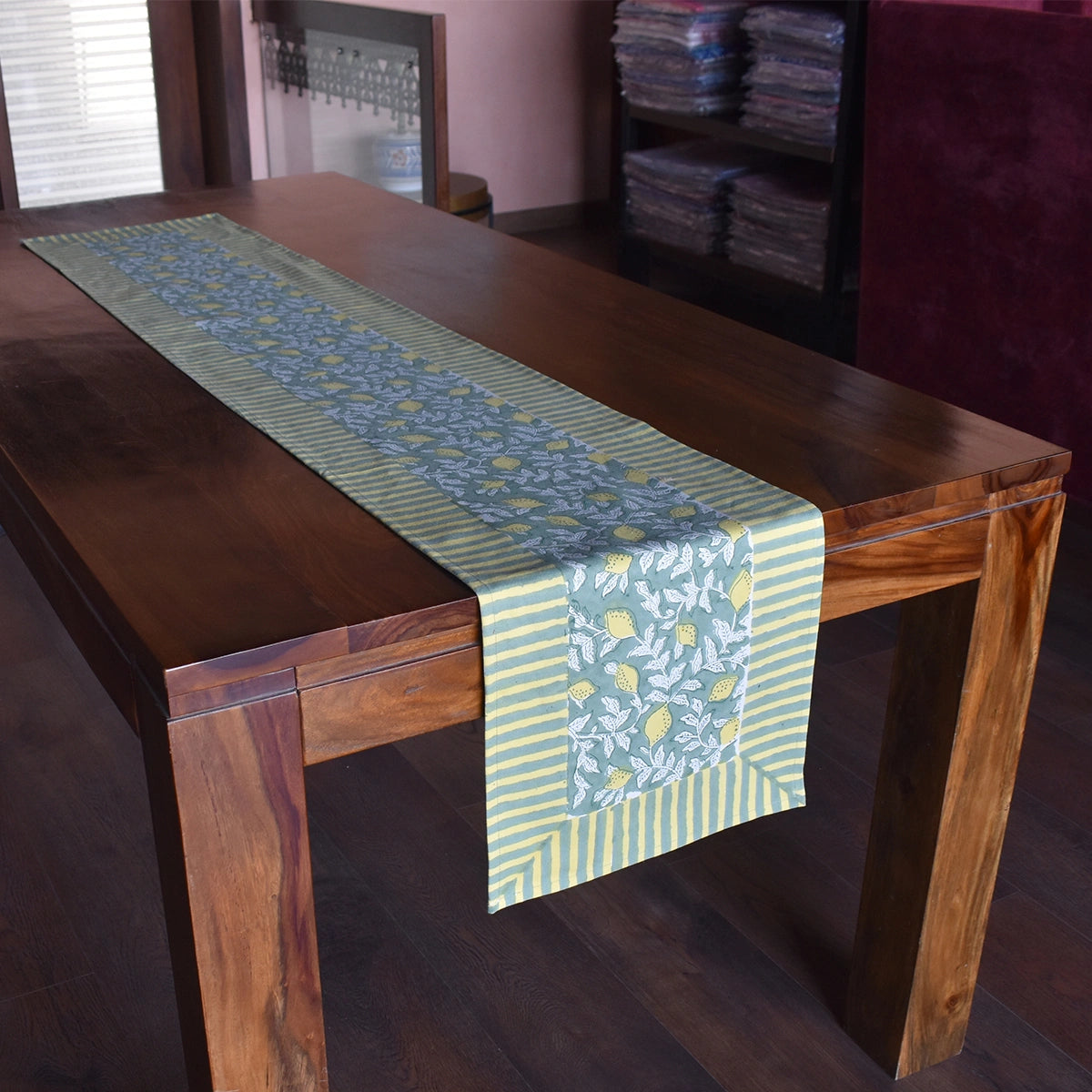 Holiday Table Decor Lemon Green
