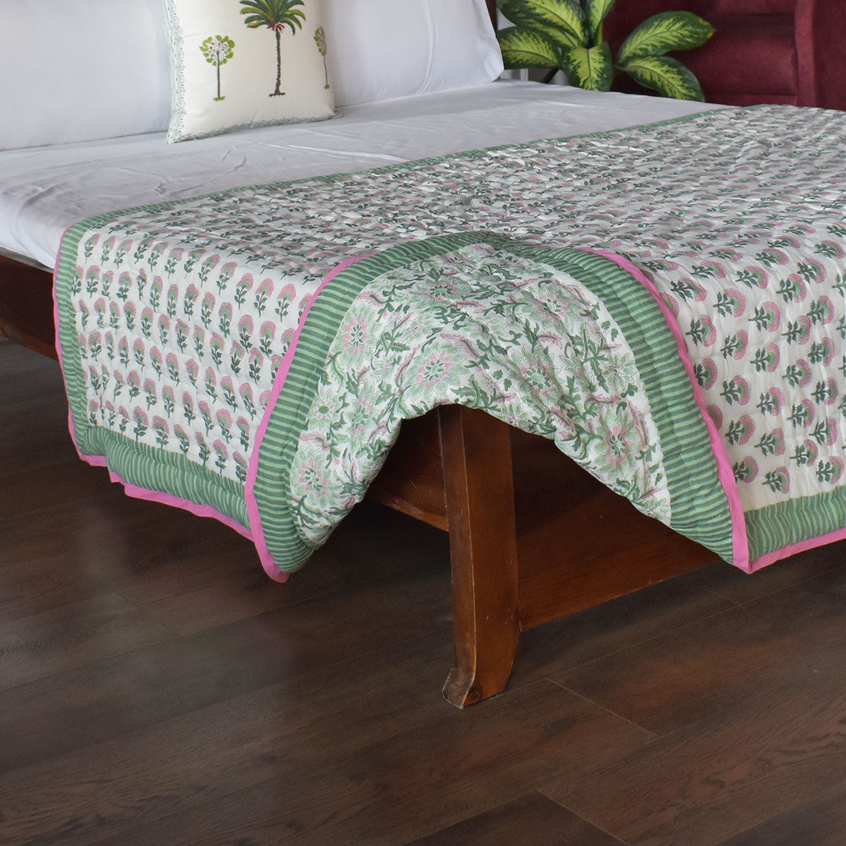 Lightweight Summer Quilt Single | Madhubala Green 202526