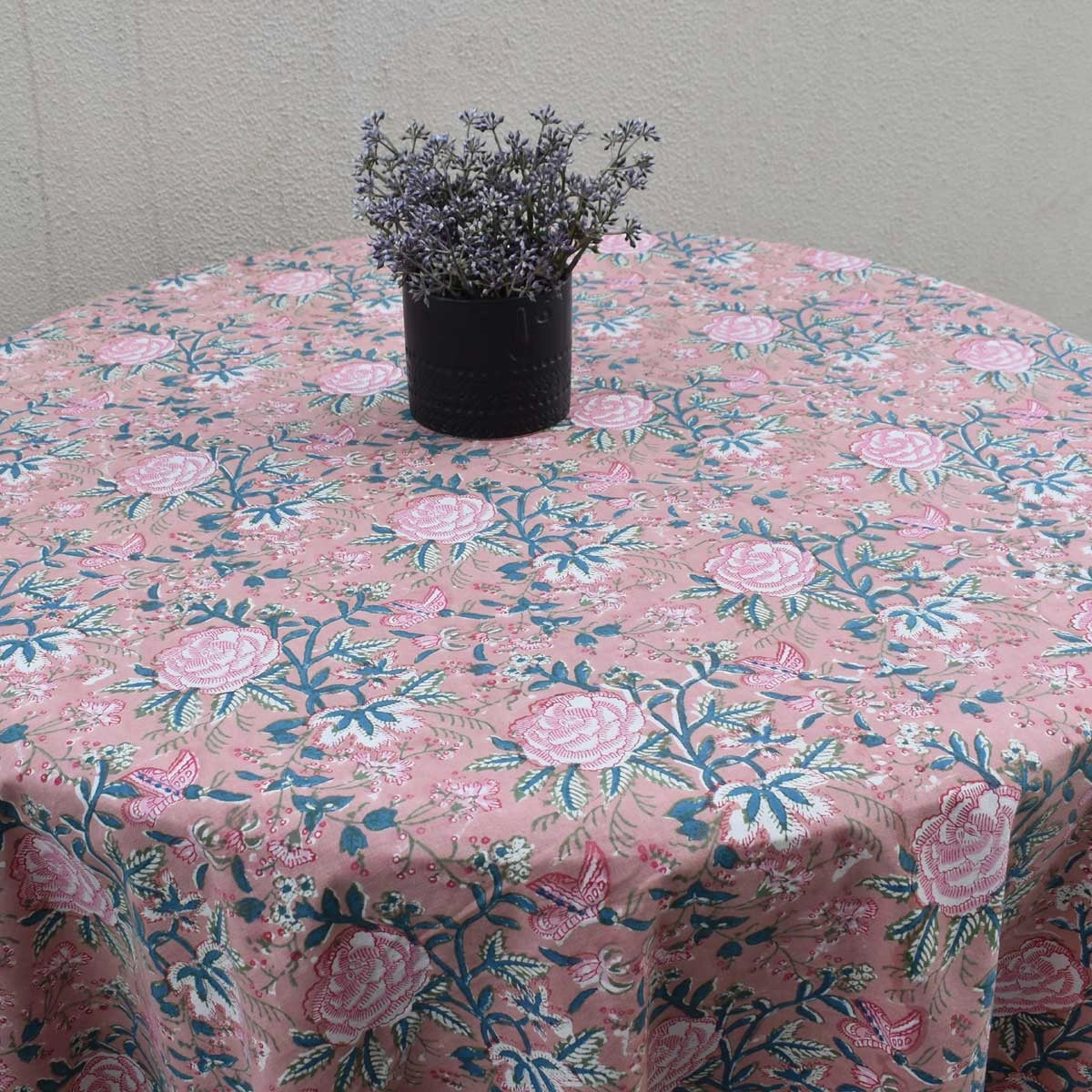 Festive Round Table Cover Gift Misty Rose Gud