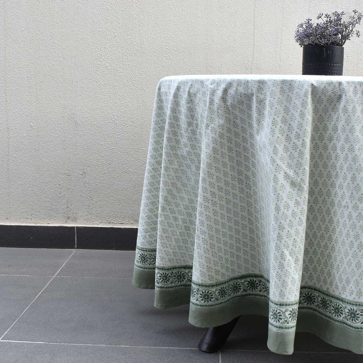 Wedding Reception Round Table Linen | Neem Hunter Green 702304