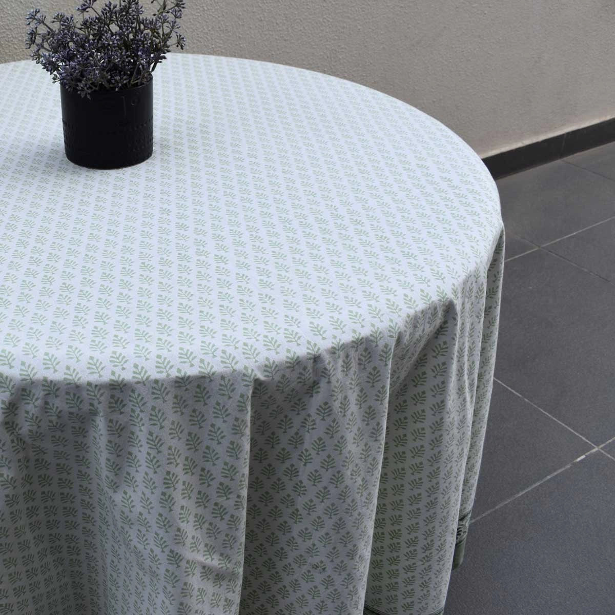 Wedding Reception Round Table Linen | Neem Hunter Green 702304