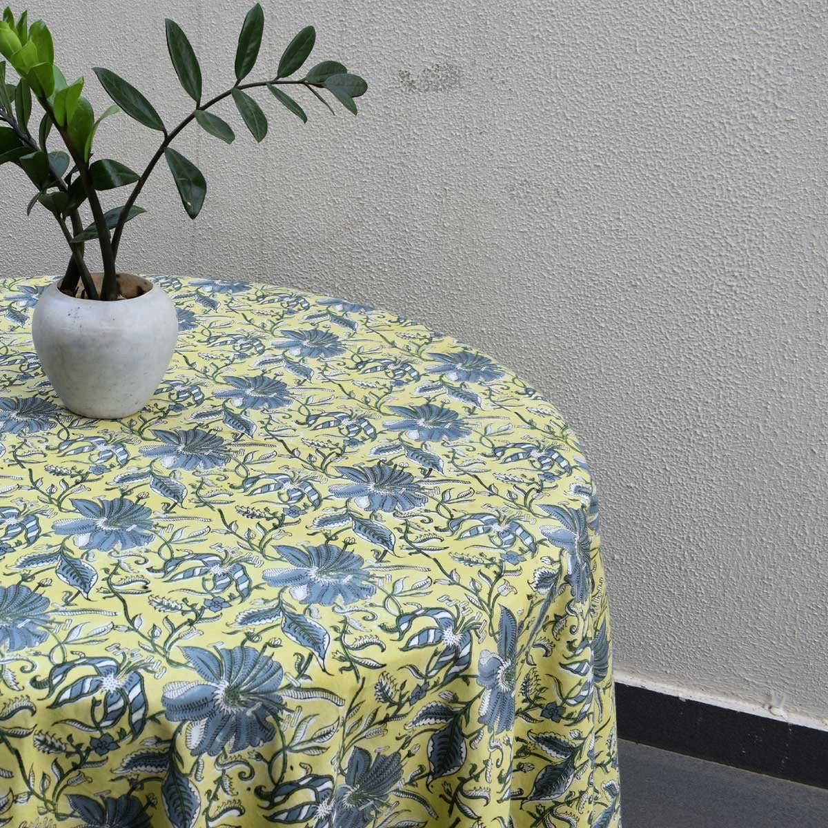Generous Round Tablecloth For Medium Tables Olive Flower Gud