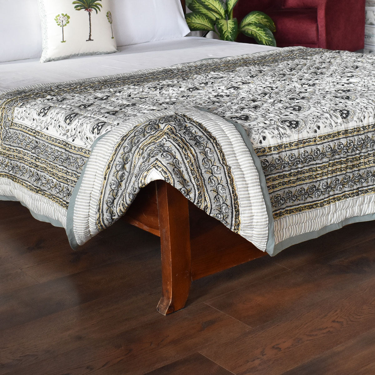 Jaipuri Razai Single Bed | Pan Leaf Dusk 21423