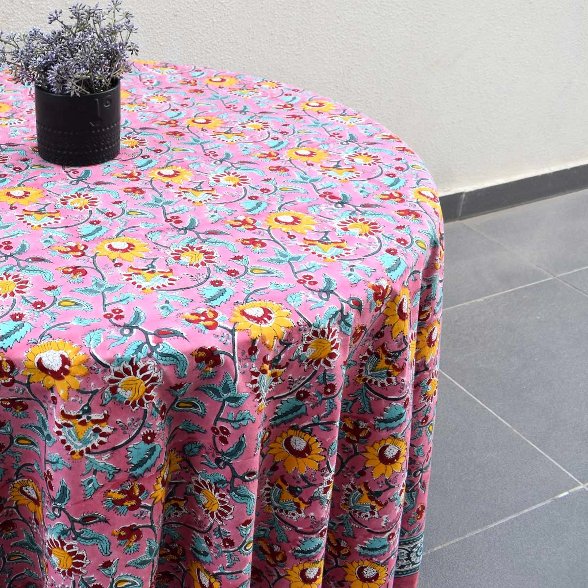 Ethnic Print Round Tablecloth Phuljhari Pink Gud