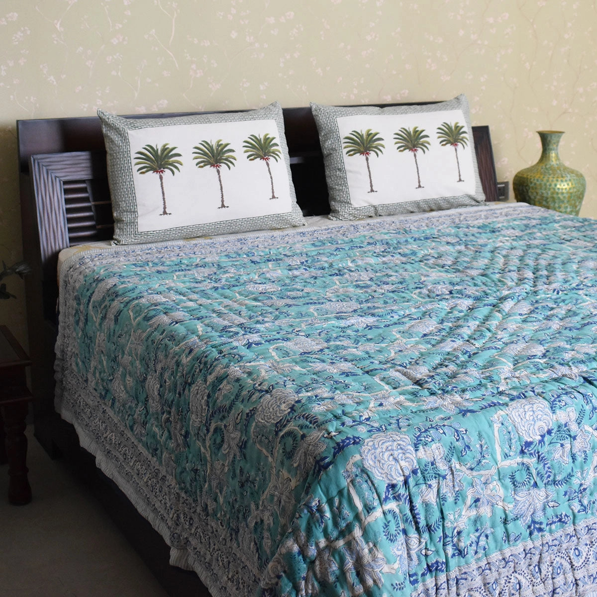 90x108 Inch Oversized Cotton Queen Size Quilt | Bela Bristol Blue 601091