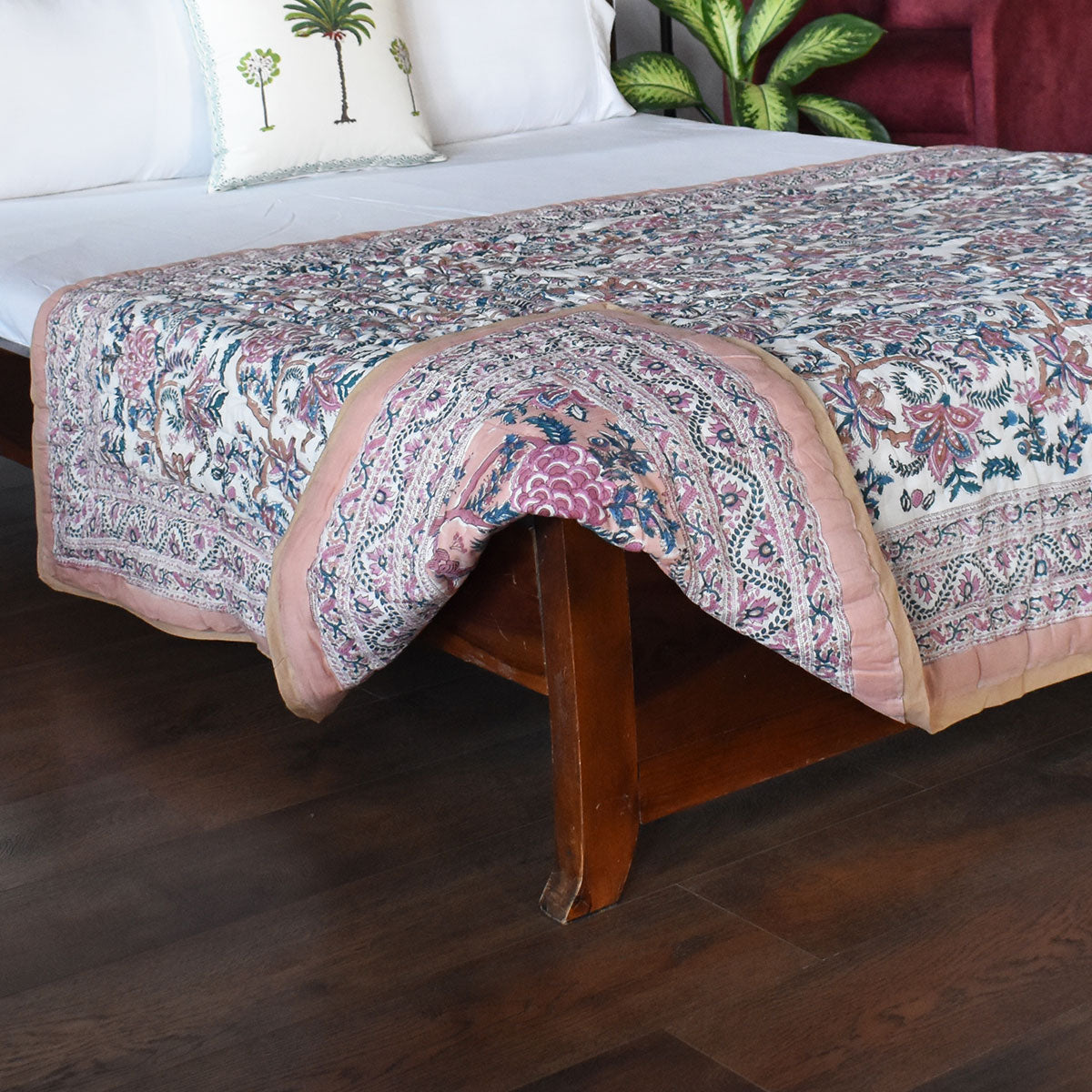 Compact Quilt For Single Bed | Bela Maroon 303588